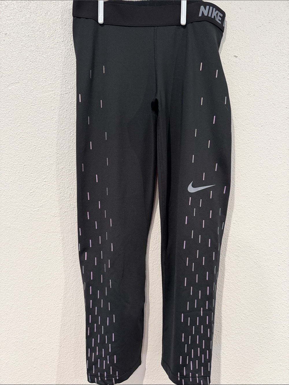 Nike Black Capri Leggings with Hologram Dash Detail